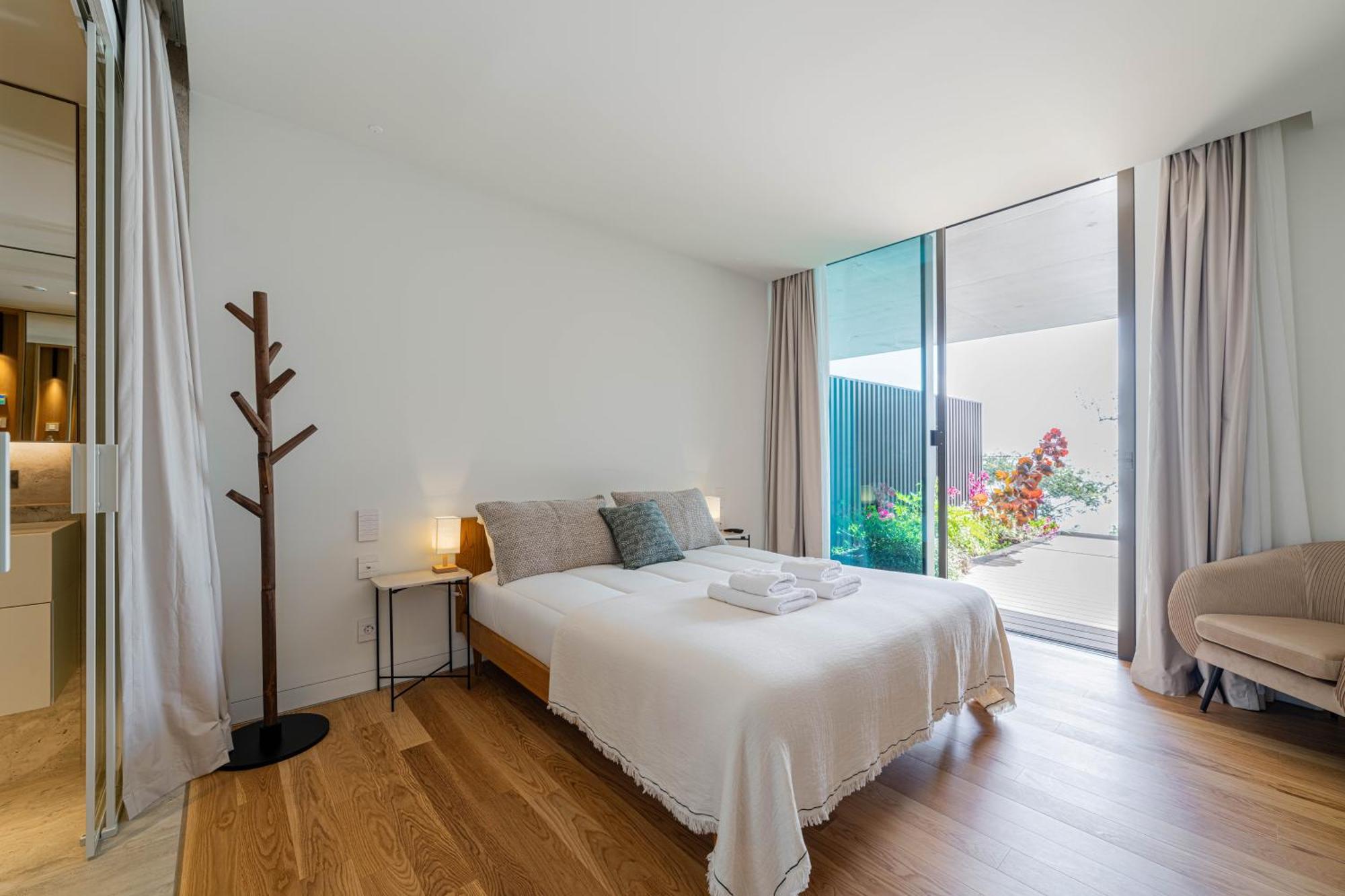 Apartment Savoy Monumentalis 2b Or Not 2b By Lm&ac Signature *