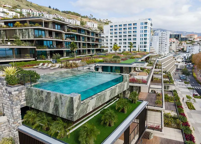 Savoy Residence Monumentalis 2B Or Not 2B By Lm&Ac Signature