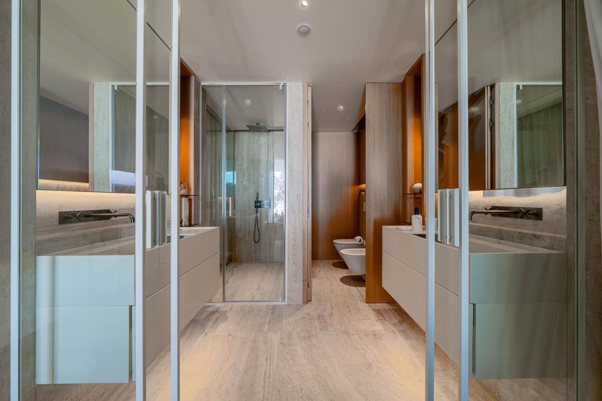 Savoy Monumentalis 2b Or Not 2b By Lm&ac Signature Funchal (Madeira)